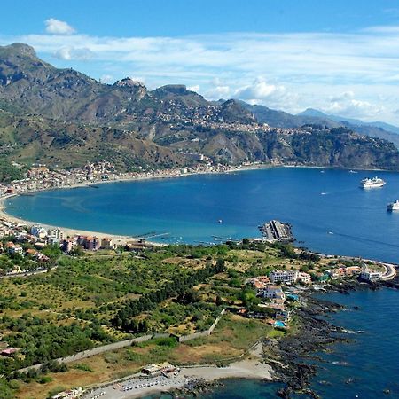 Tony & Doris Home Giardini Naxos Exterior photo