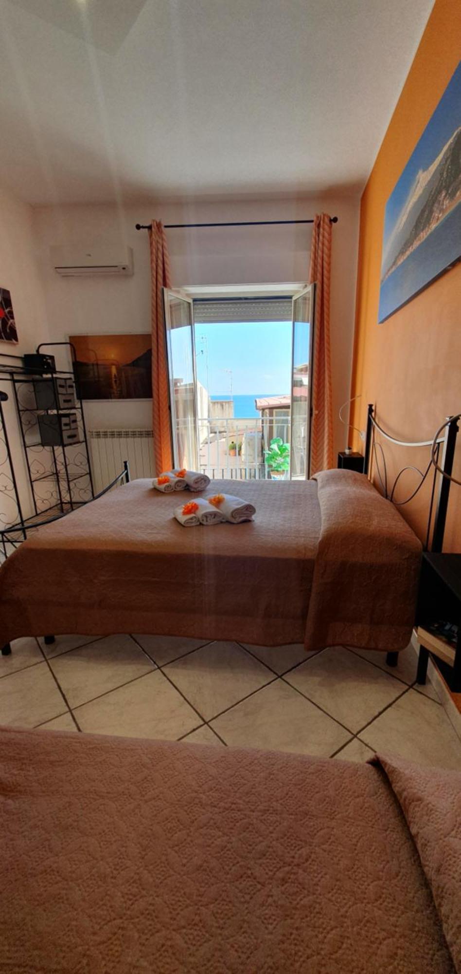 Tony & Doris Home Giardini Naxos Exterior photo