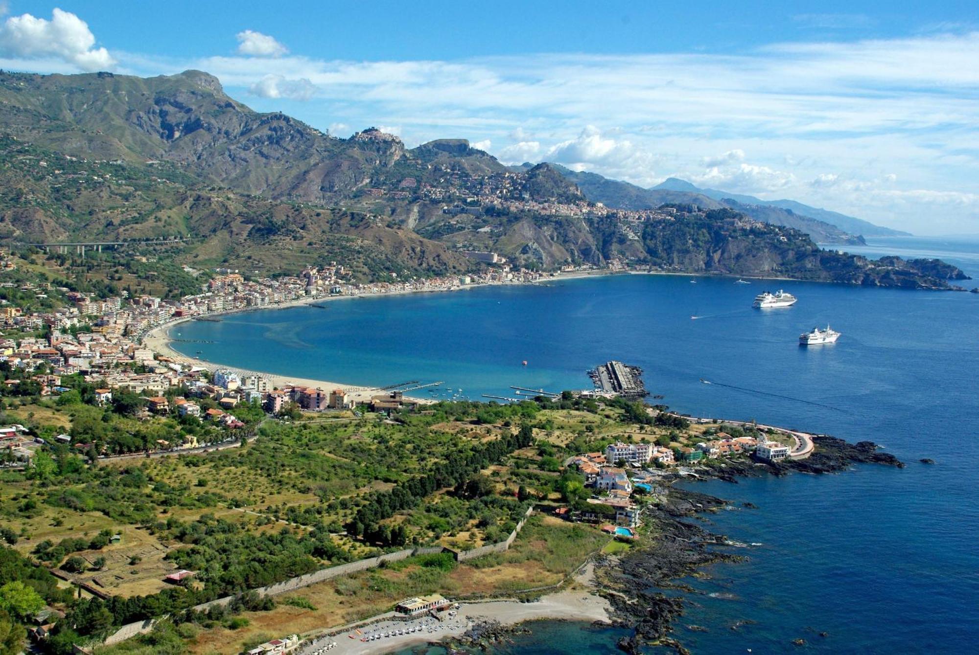 Tony & Doris Home Giardini Naxos Exterior photo